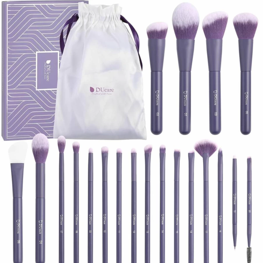 DUcare 15Pcs Professional Makeup Brush Set with Travel Bag - Kabuki, Foundation, Blending, Blush, Eyeliner, Eyeshadow, Brow & Concealer Brushes Kit (Black) - Perfect Christmas Gift