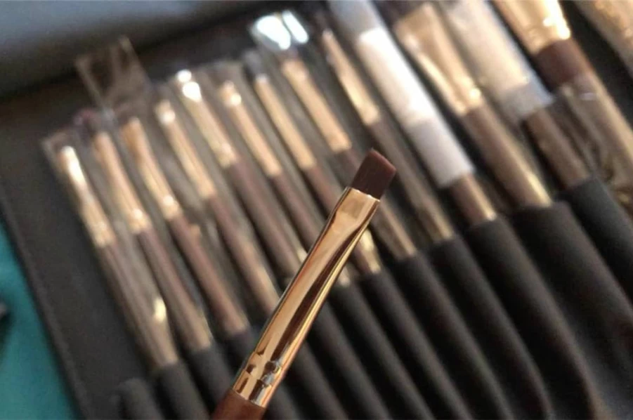 JYSJGCZA 15-Piece Professional Makeup Brush Set with Bag - Foundation, Eyeshadow, Contouring & Highlighting Brushes