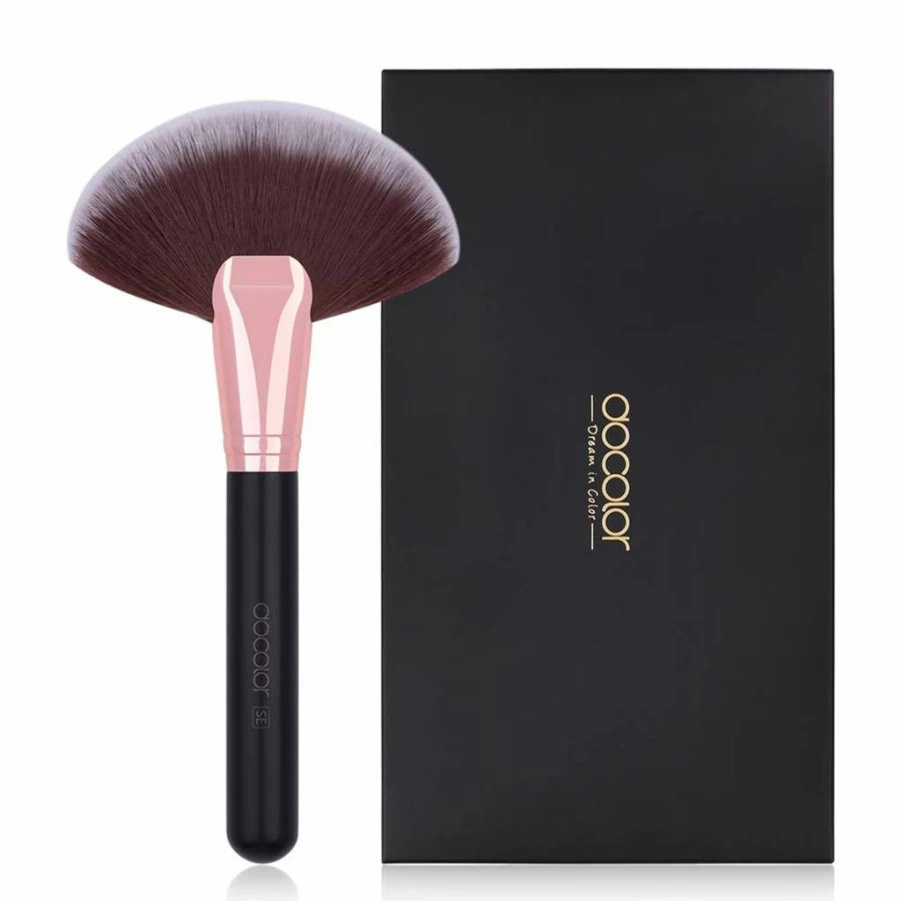 Docolor Professional Fan Makeup Brush - Soft Synthetic Hair for Highlighting, Blush, Bronzer, Face & Body, Spray Tan Powder Application