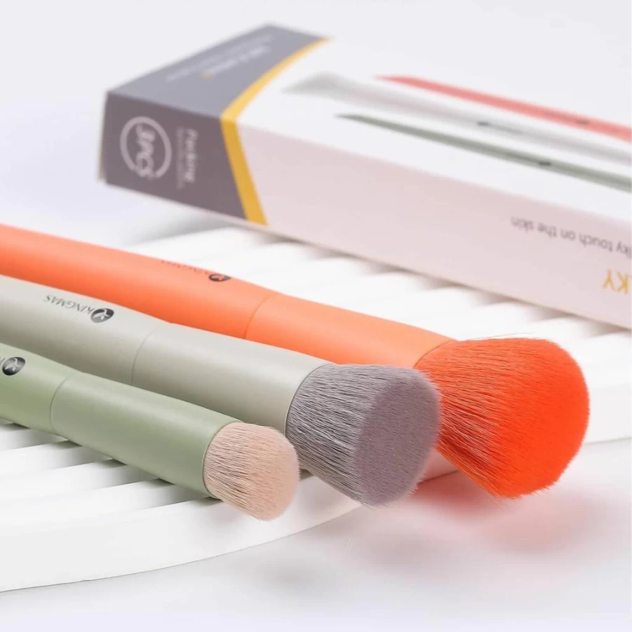 KINGMAS 3-Piece Professional Makeup Brush Set - Foundation, Contour, Concealer, Blush & Under Eye Kabuki Brushes for Flawless Face Application