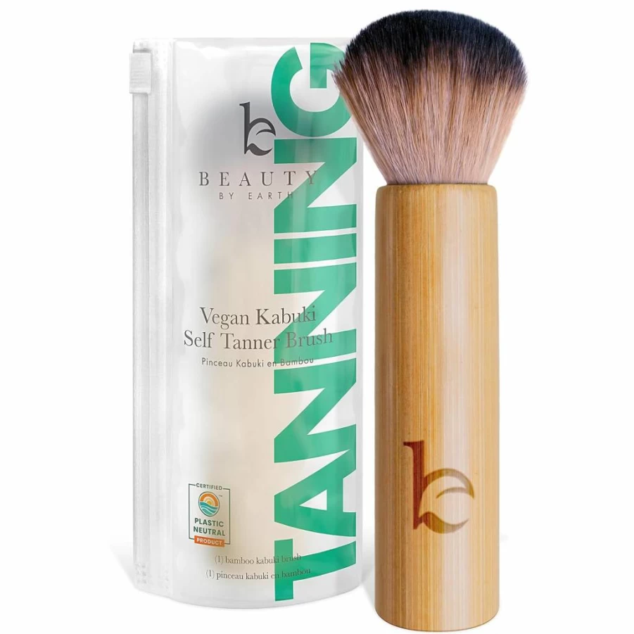 Beauty by Earth Kabuki Makeup Brush - Soft Face Brush for Powder, Foundation, Blush & Self Tanner, Vegan & Travel Friendly, Skin-Friendly Blending Tool